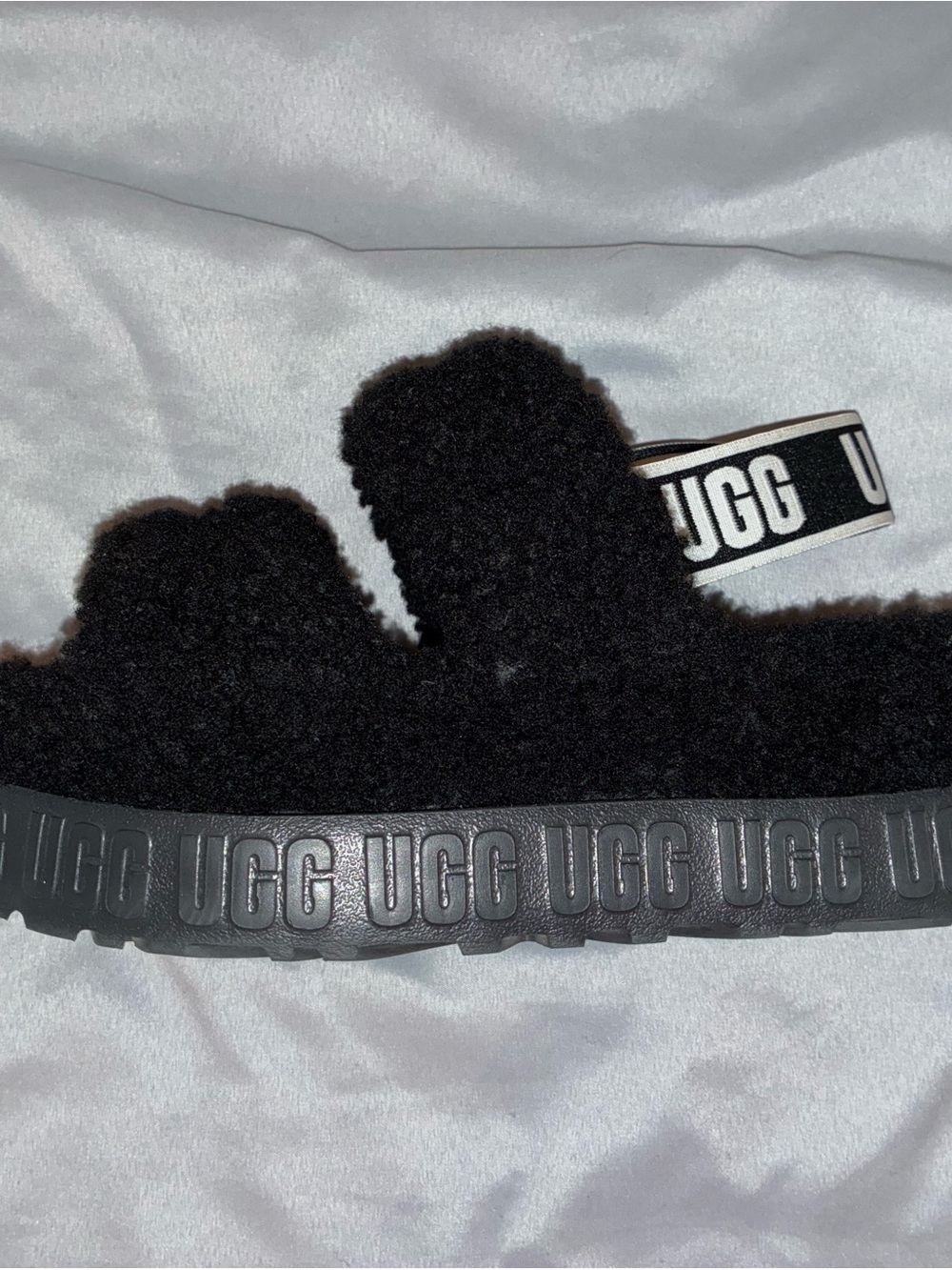 UGG Women's Black Shearling Double-Band Slide with Branded Heel Strap US 7